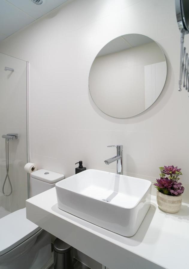 Apartamento Aac - Muy Cómodo Y Bien Comunicado, A 1,3km Del Centro *